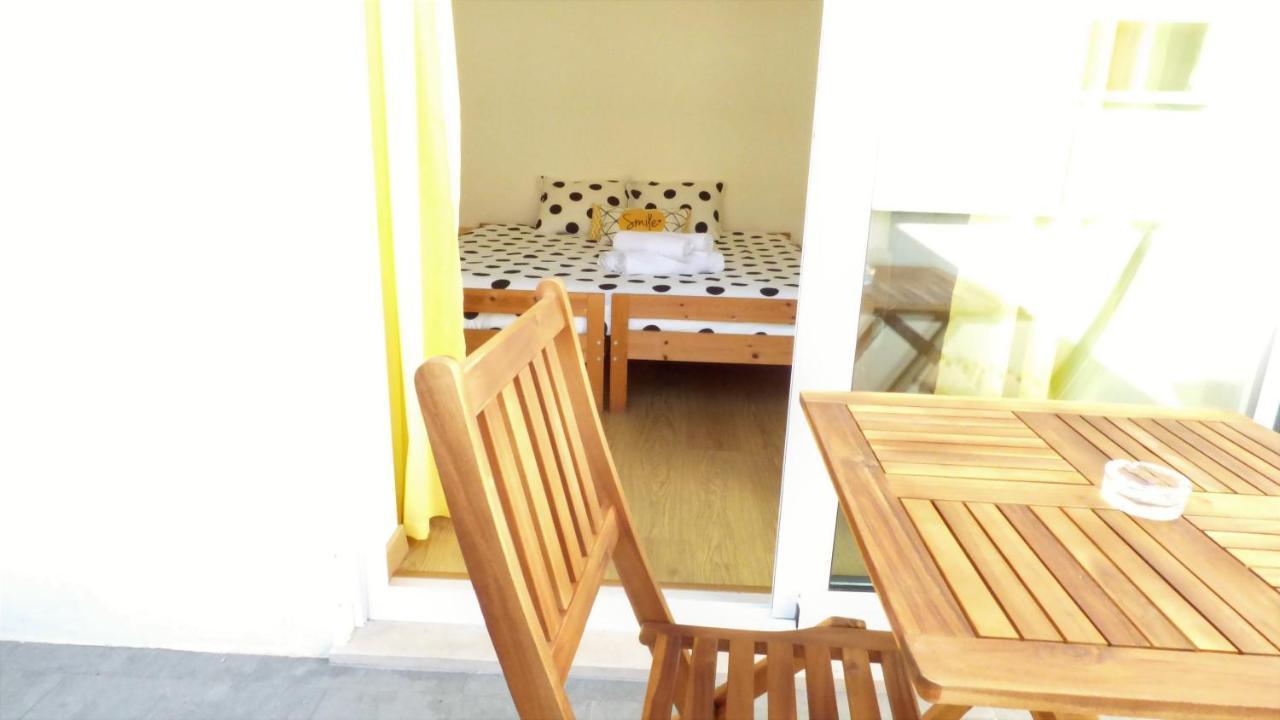 D Wan Guest House Peniche Exterior photo