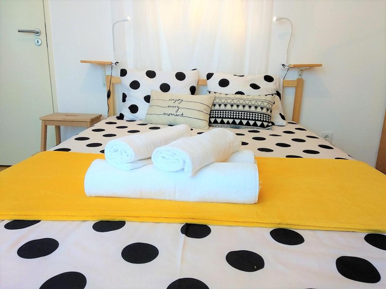 D Wan Guest House Peniche Exterior photo
